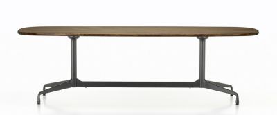 Eames Segmented Table Esstisch Bootsform 240 cm von Vitra mit Holzplatte und schwarzem Untergestell.